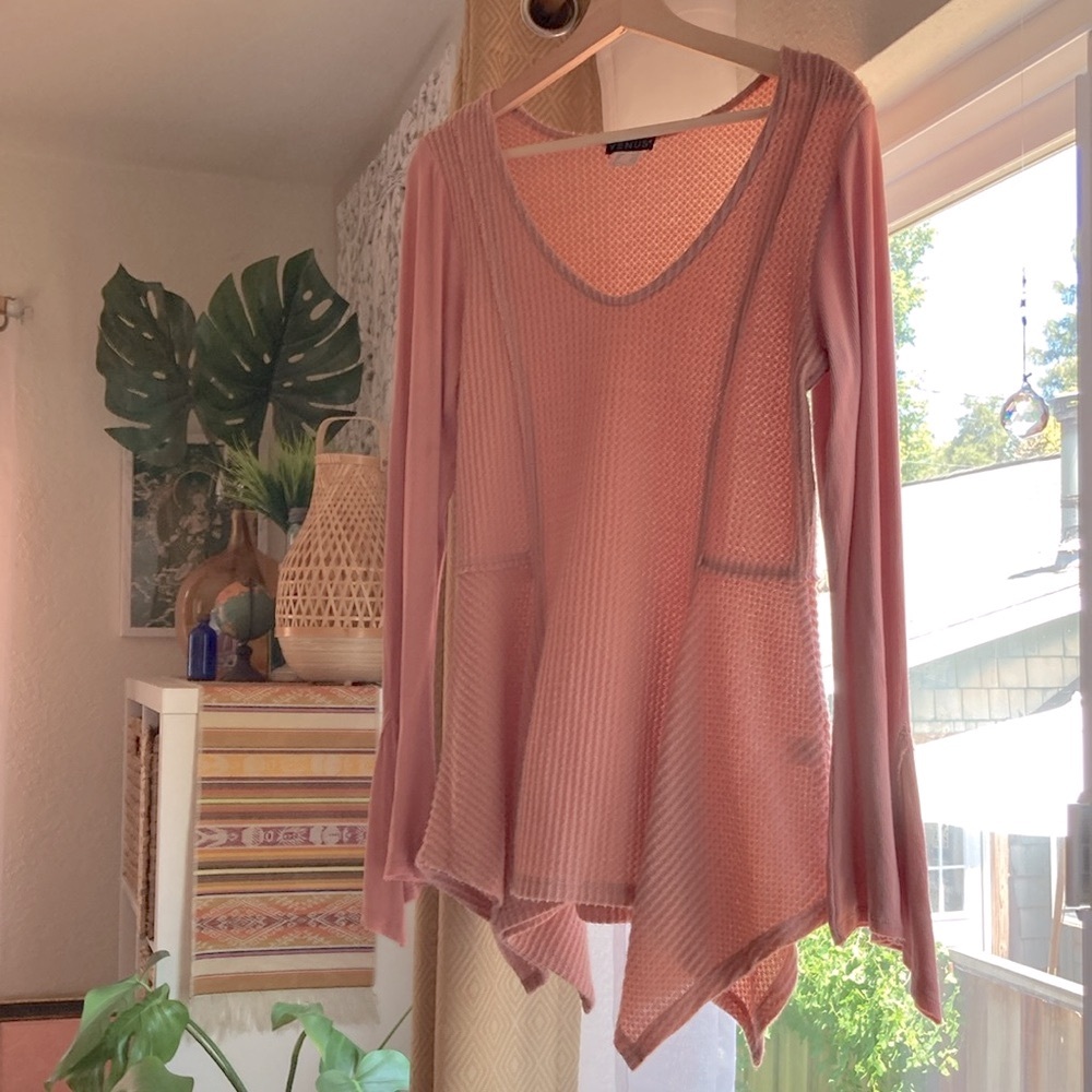 Women's Venus Tunic Shirt in Dusty Rose Pink with Waffle Knit,  size Medium